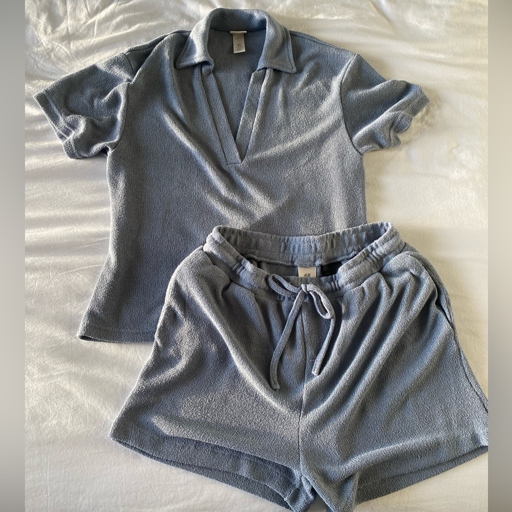 H&M baby blue knit set